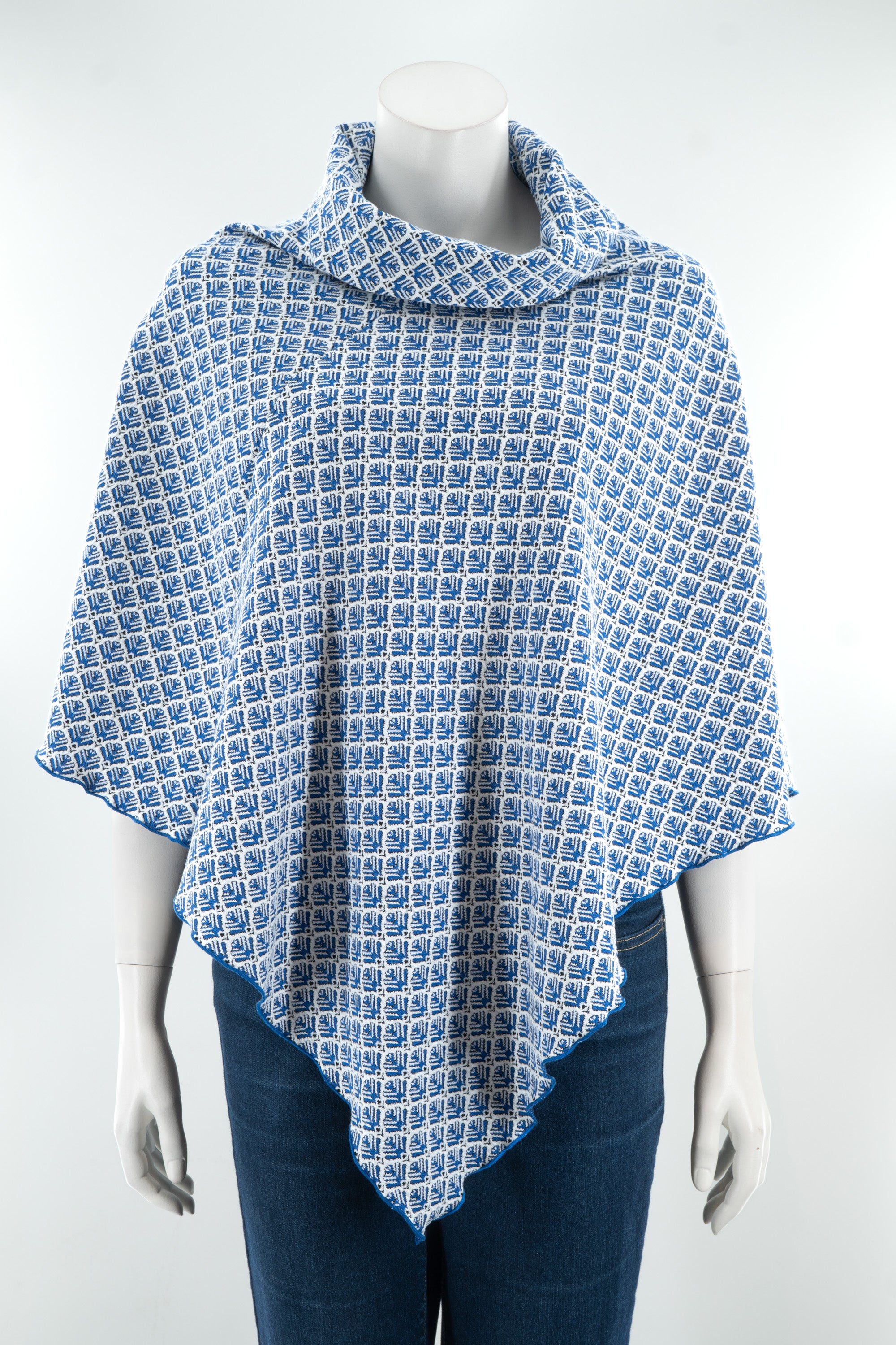 Poncho Porcelaine