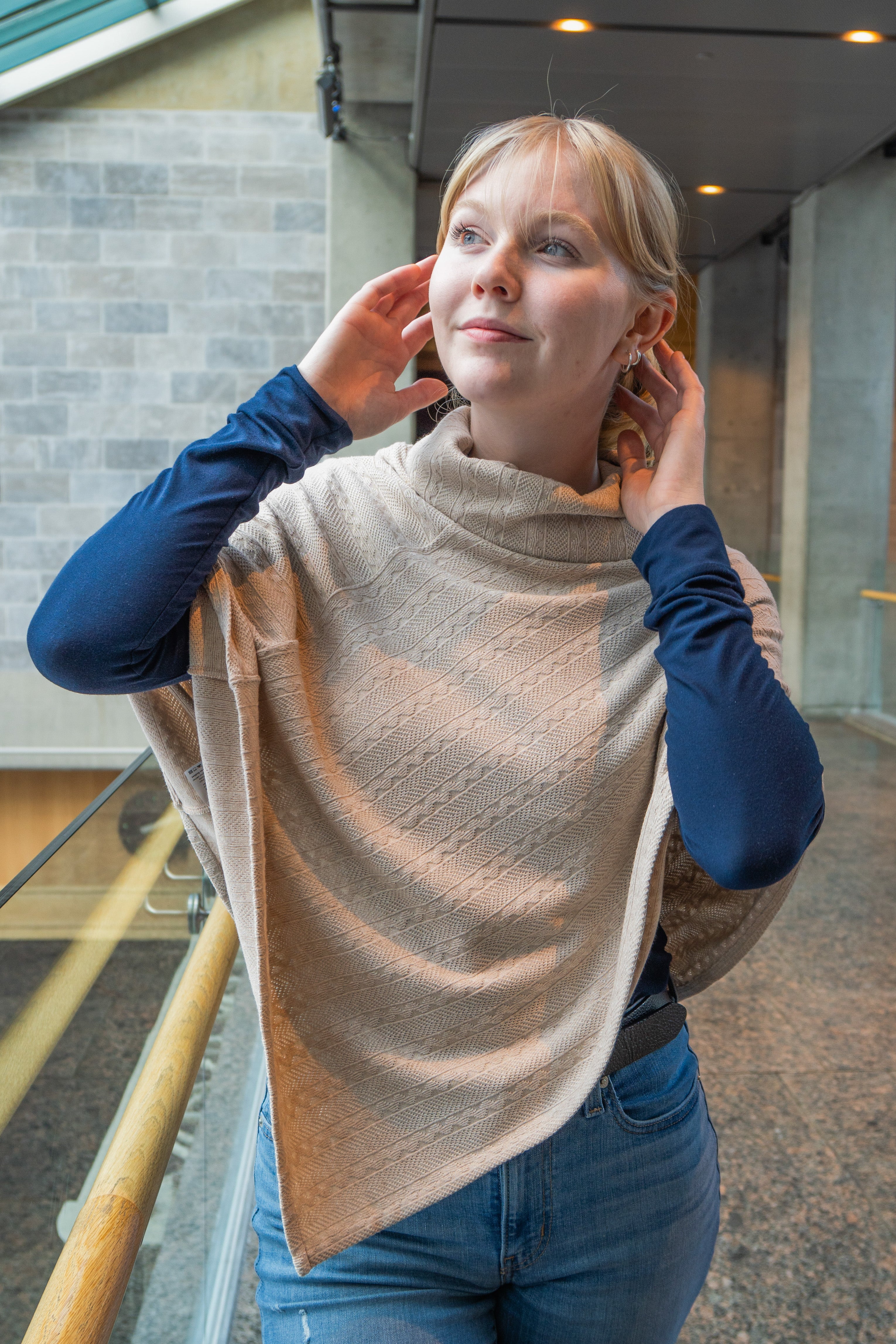 Poncho Beige